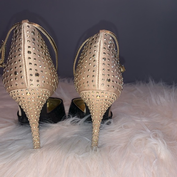 Carlos Santana Gaia Glitter & Glitz Pointy Toe Heels - Picture 7 of 8